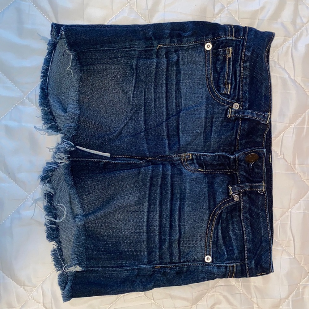 Size 6 worn once good condition